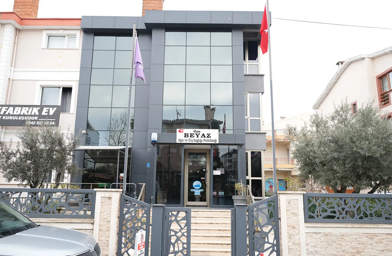Beyaz Diş Polikliniği – Foto Galeri 1