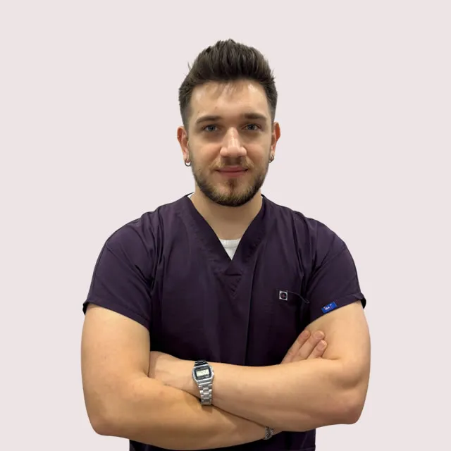 Dt. Emirhan AVŞAR